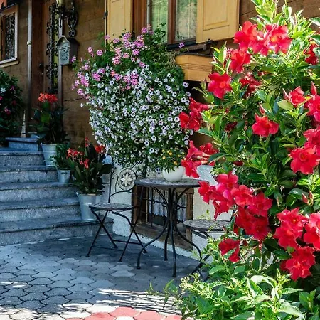 Vroni アパート